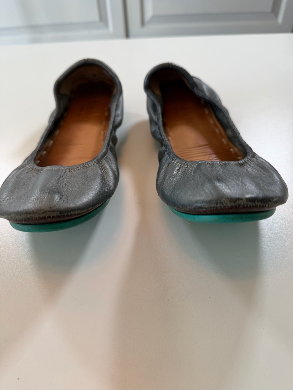 Tieks Gunmetal Silver Leather Ballet Flats Foldable Travel Shoes Women’s 7 - Picture 15 of 17